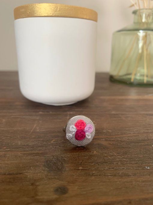 Bague broderie fleurs