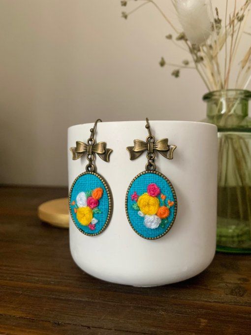 Boucles d'oreilles brodées 