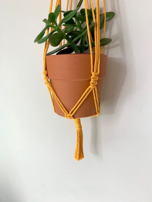 Porte-plante jaune