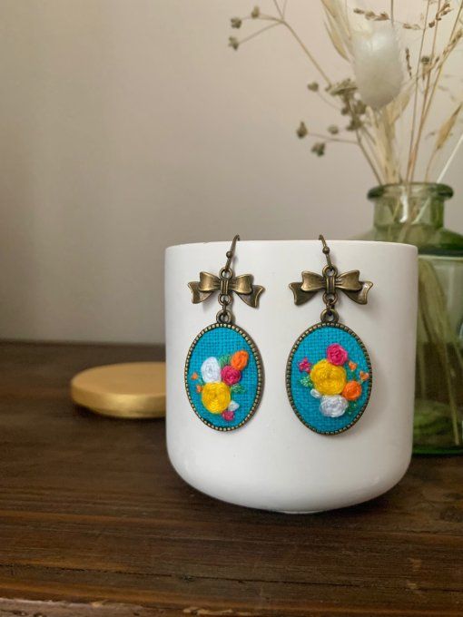 Boucles d'oreilles brodées 