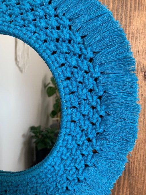 Miroir décoré en macramé, bleu azul 