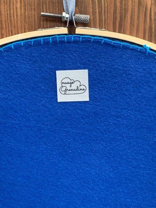 Tambour brodé libellule, grand modèle   